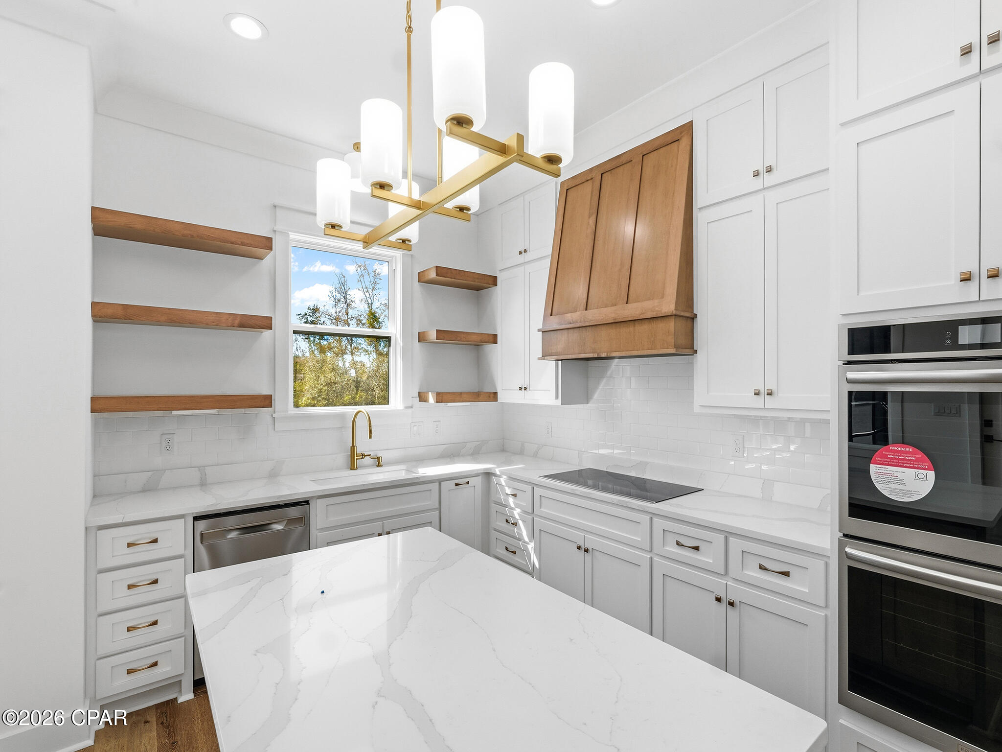 610 Shady Oaks Lane