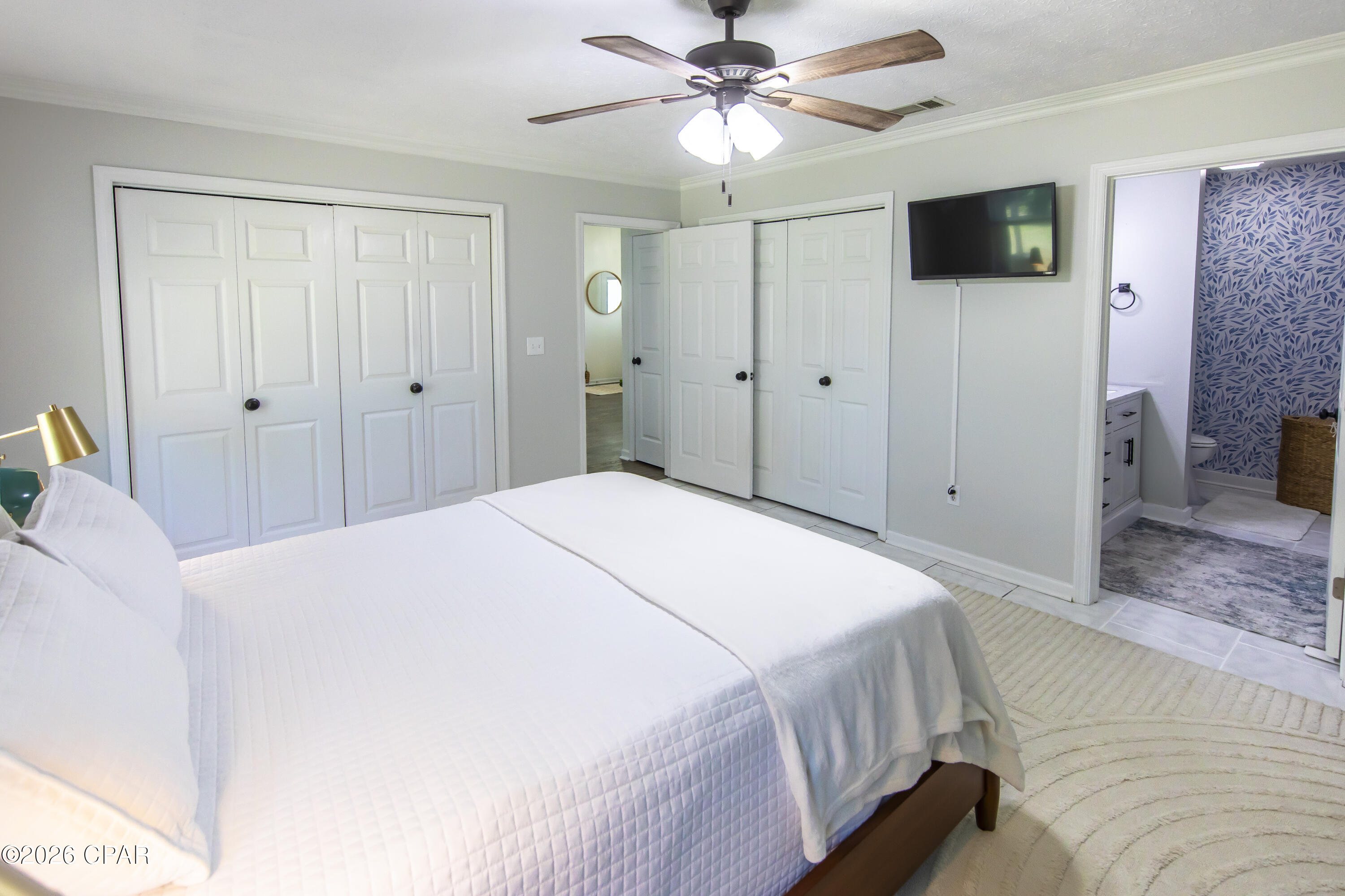 12590 Emerald Lake Drive