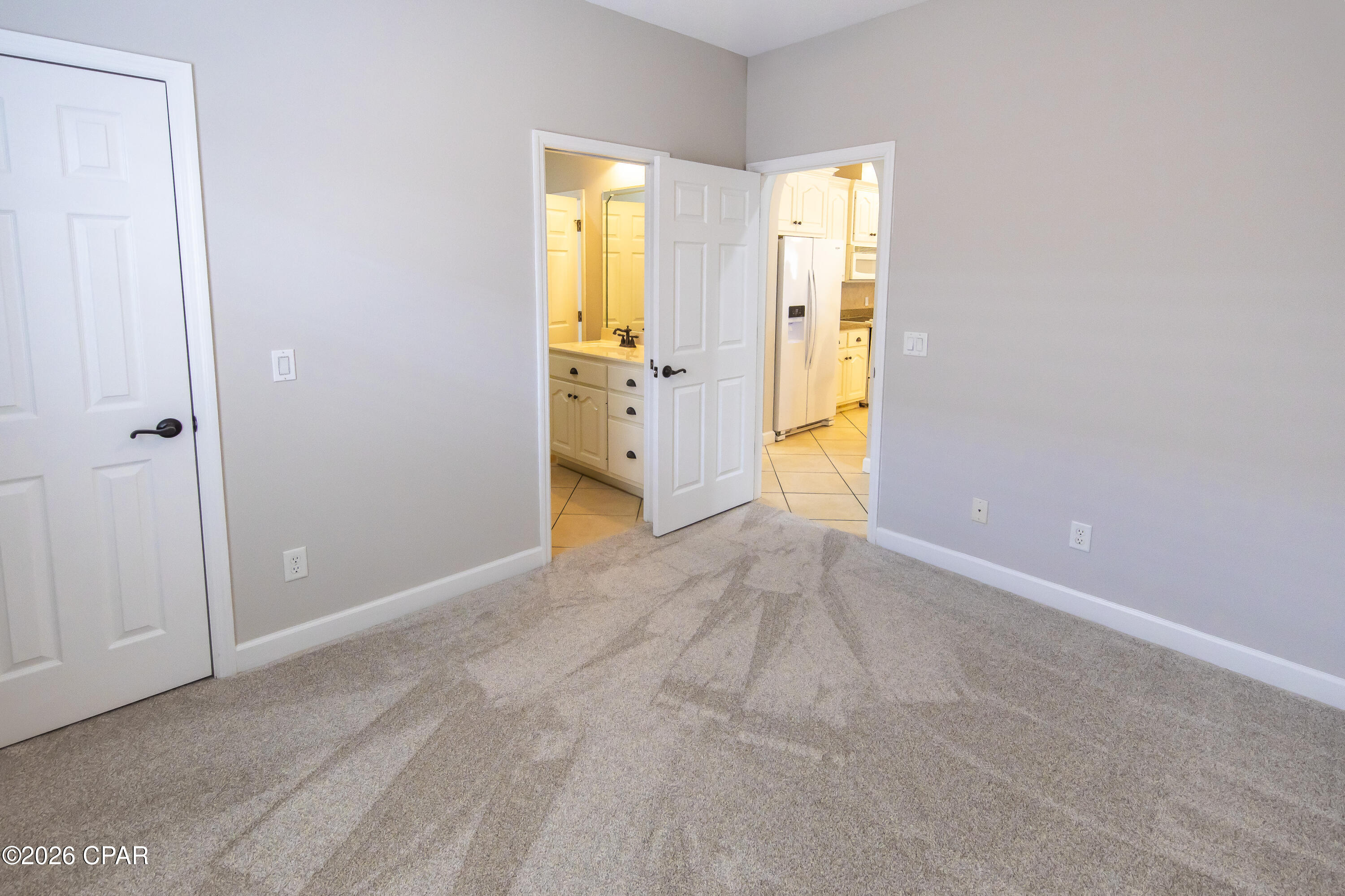 220 Lakeridge Drive