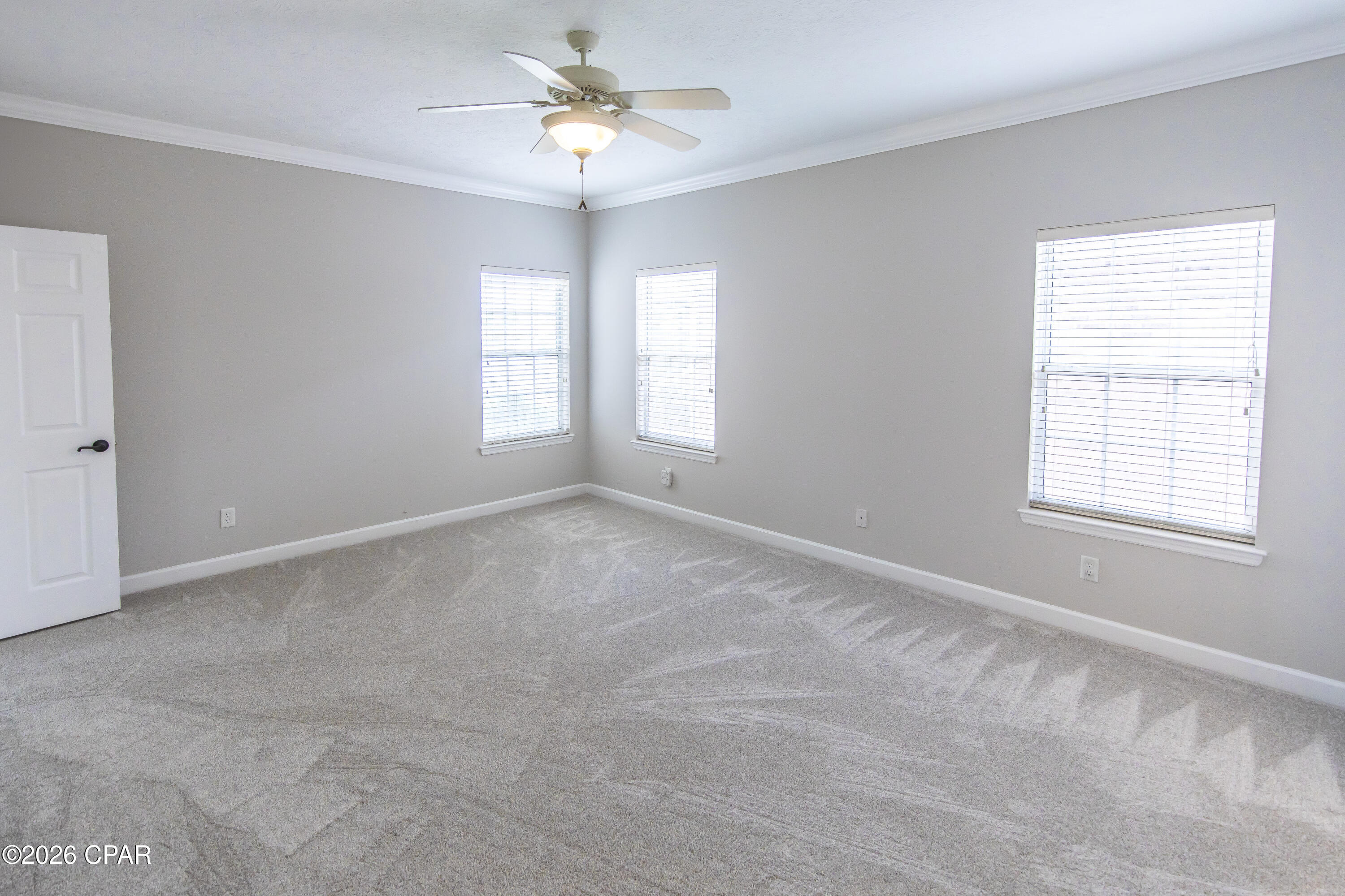 220 Lakeridge Drive