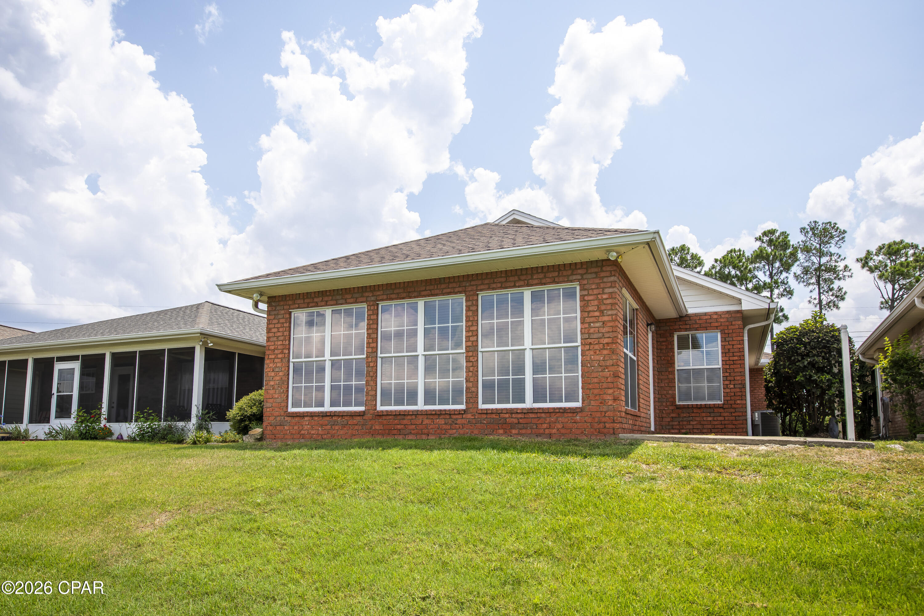 220 Lakeridge Drive