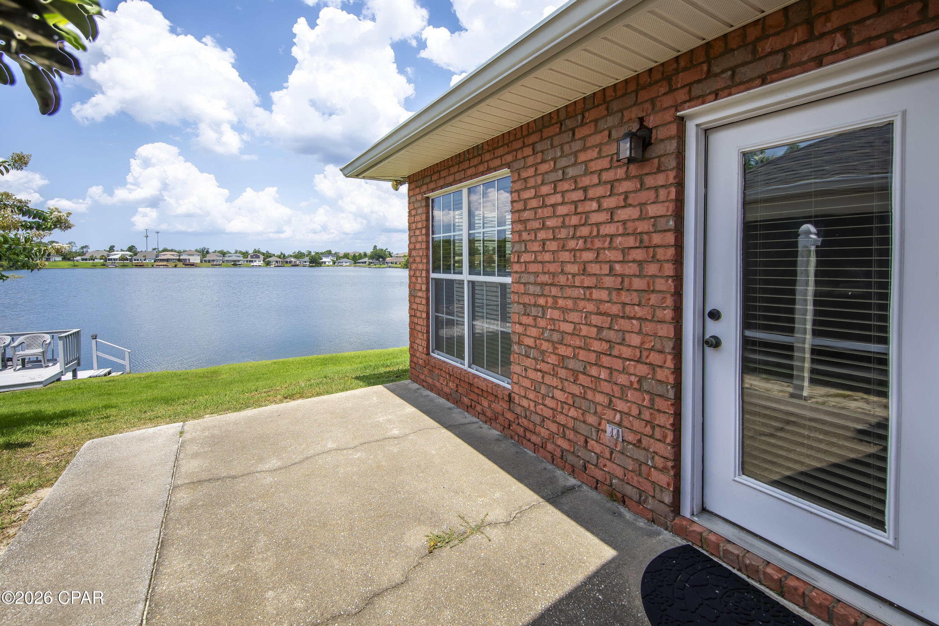 220 Lakeridge Drive