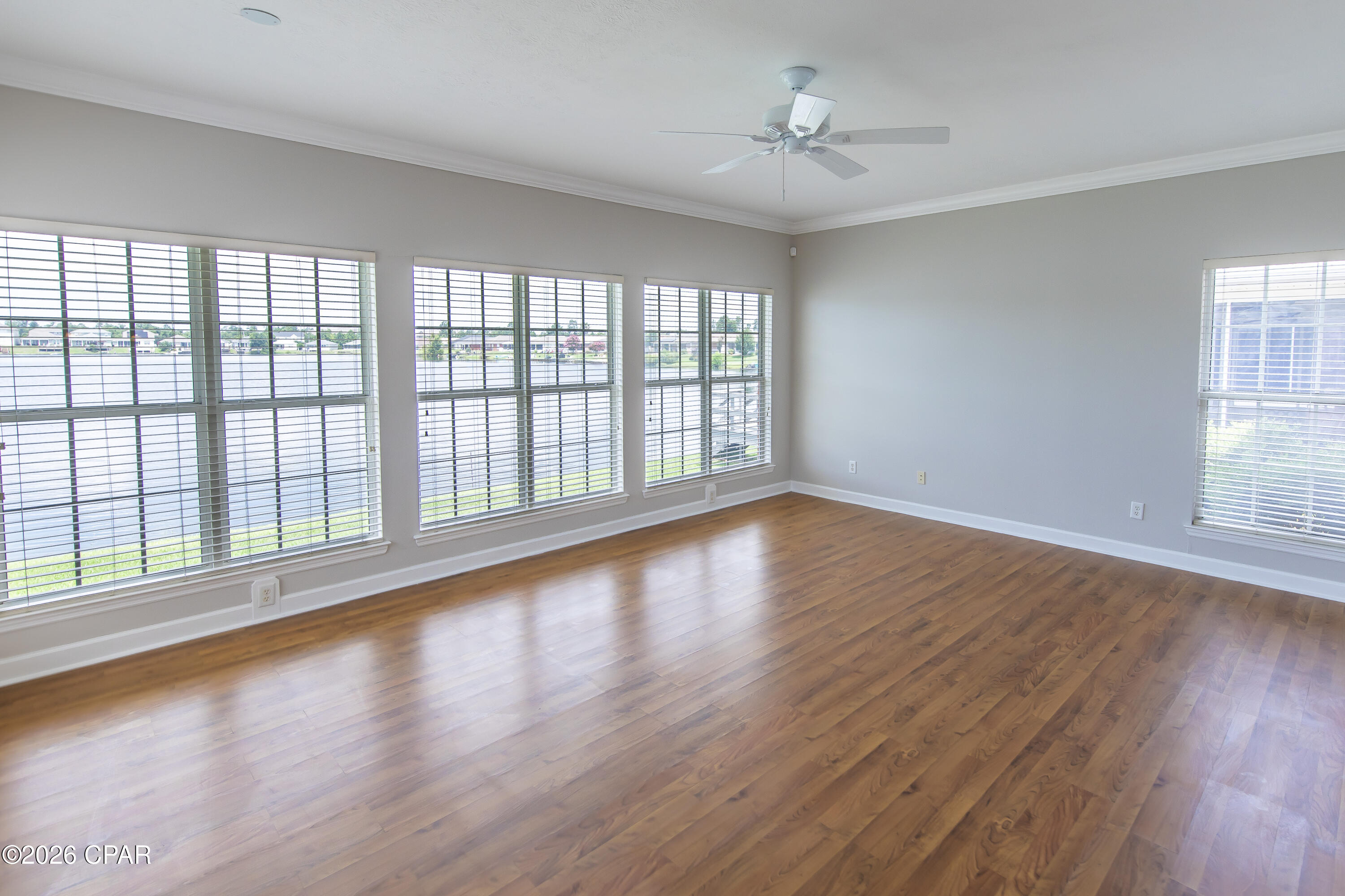 220 Lakeridge Drive