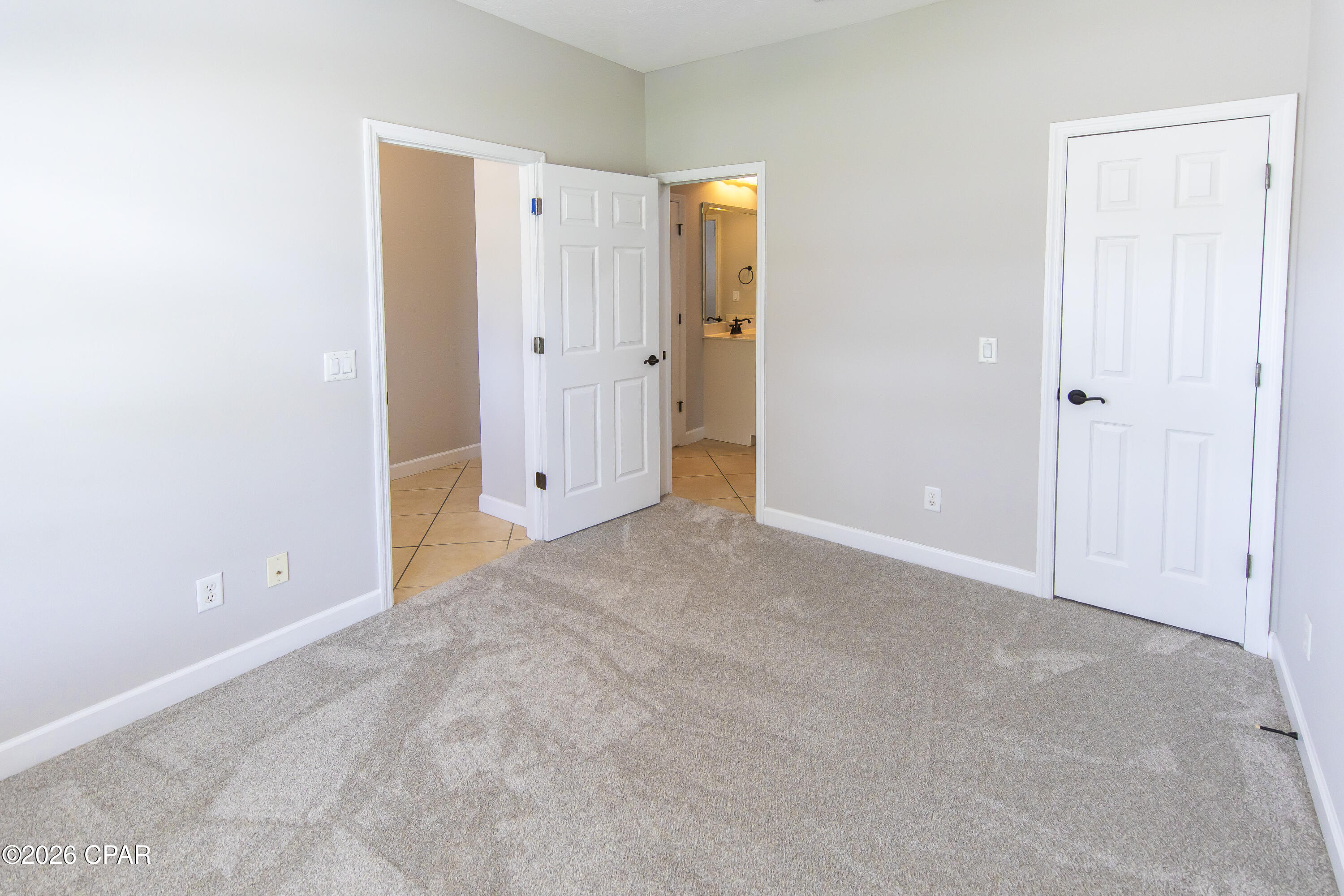 220 Lakeridge Drive