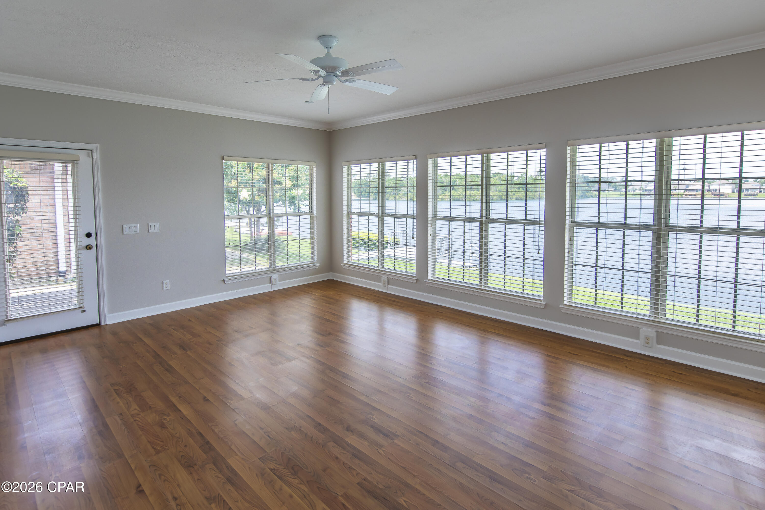220 Lakeridge Drive