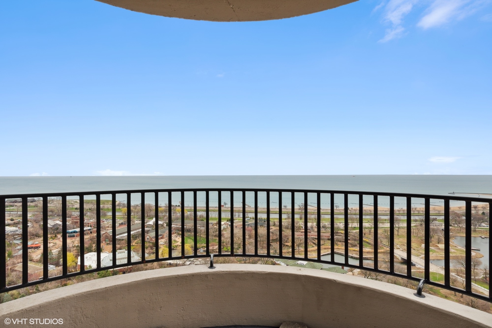 2020 N Lincoln Park West Unit: 32G