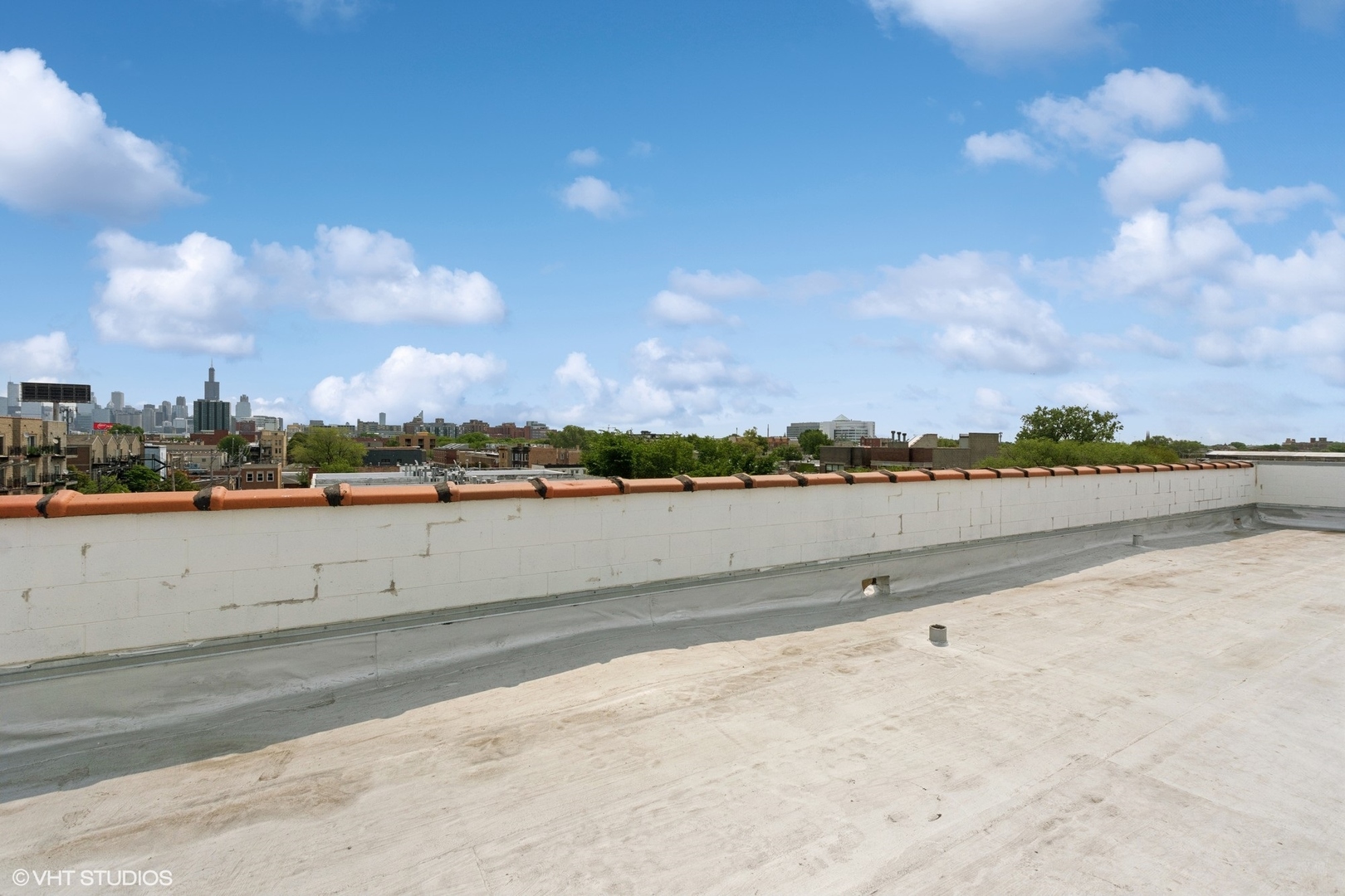 2538 W Flournoy Street Unit: 3