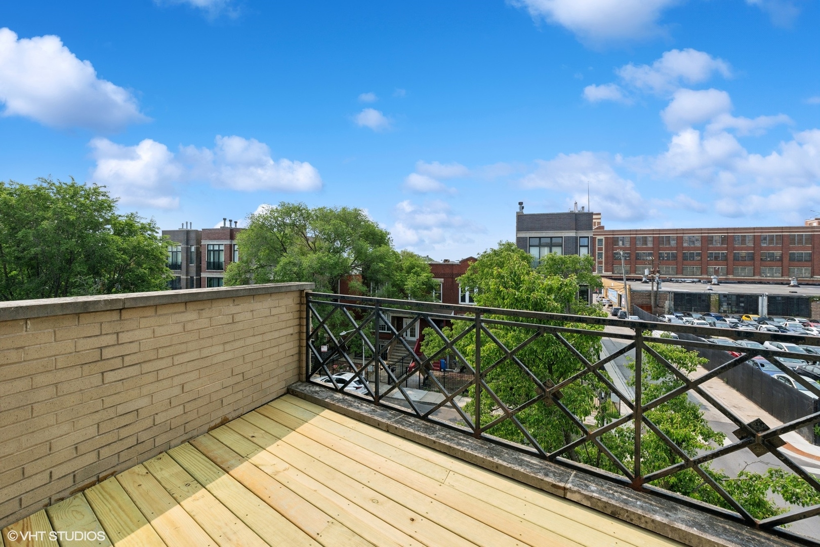 2538 W Flournoy Street Unit: 3