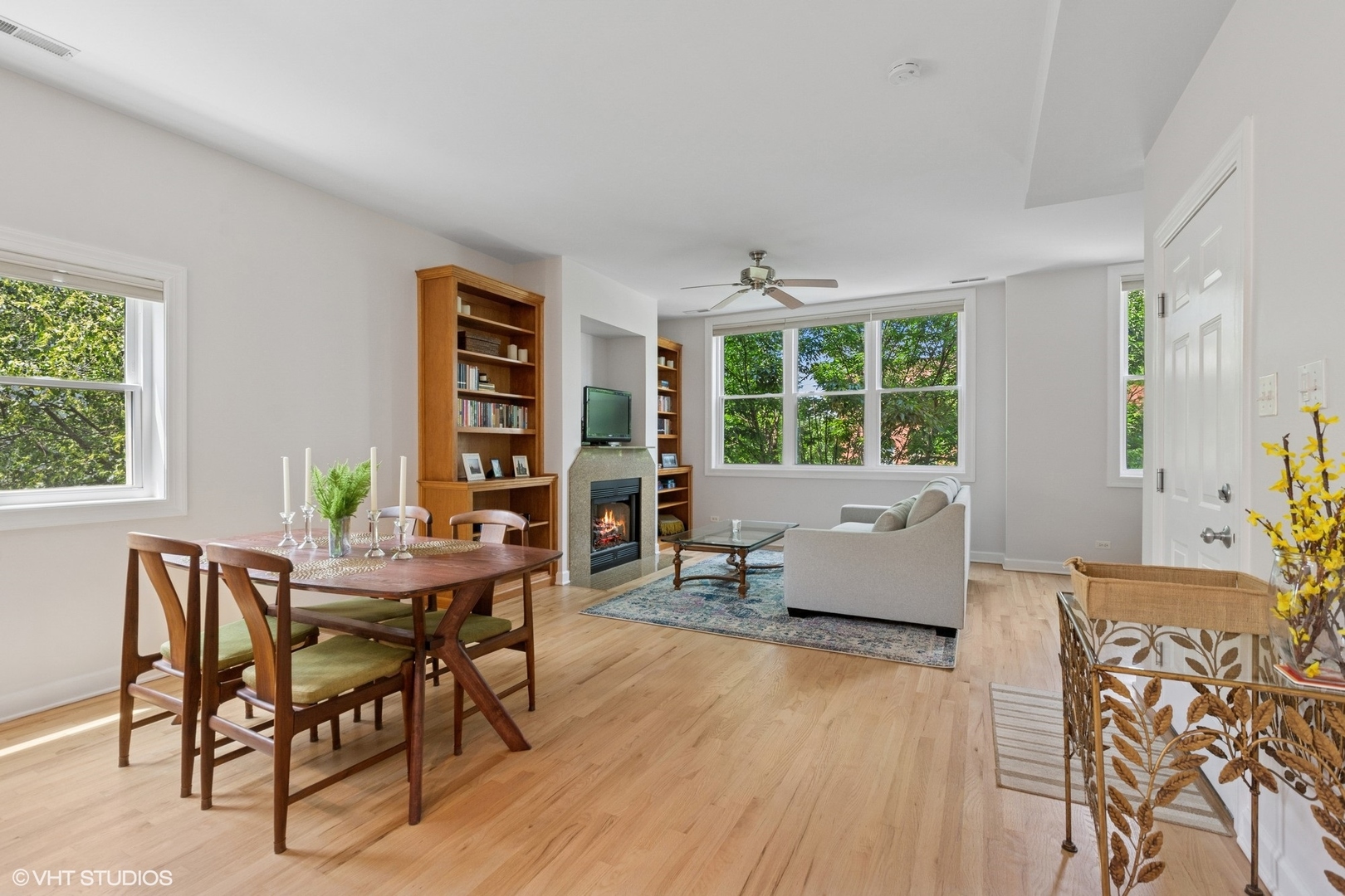 1931 N Campbell Avenue Unit: 2S