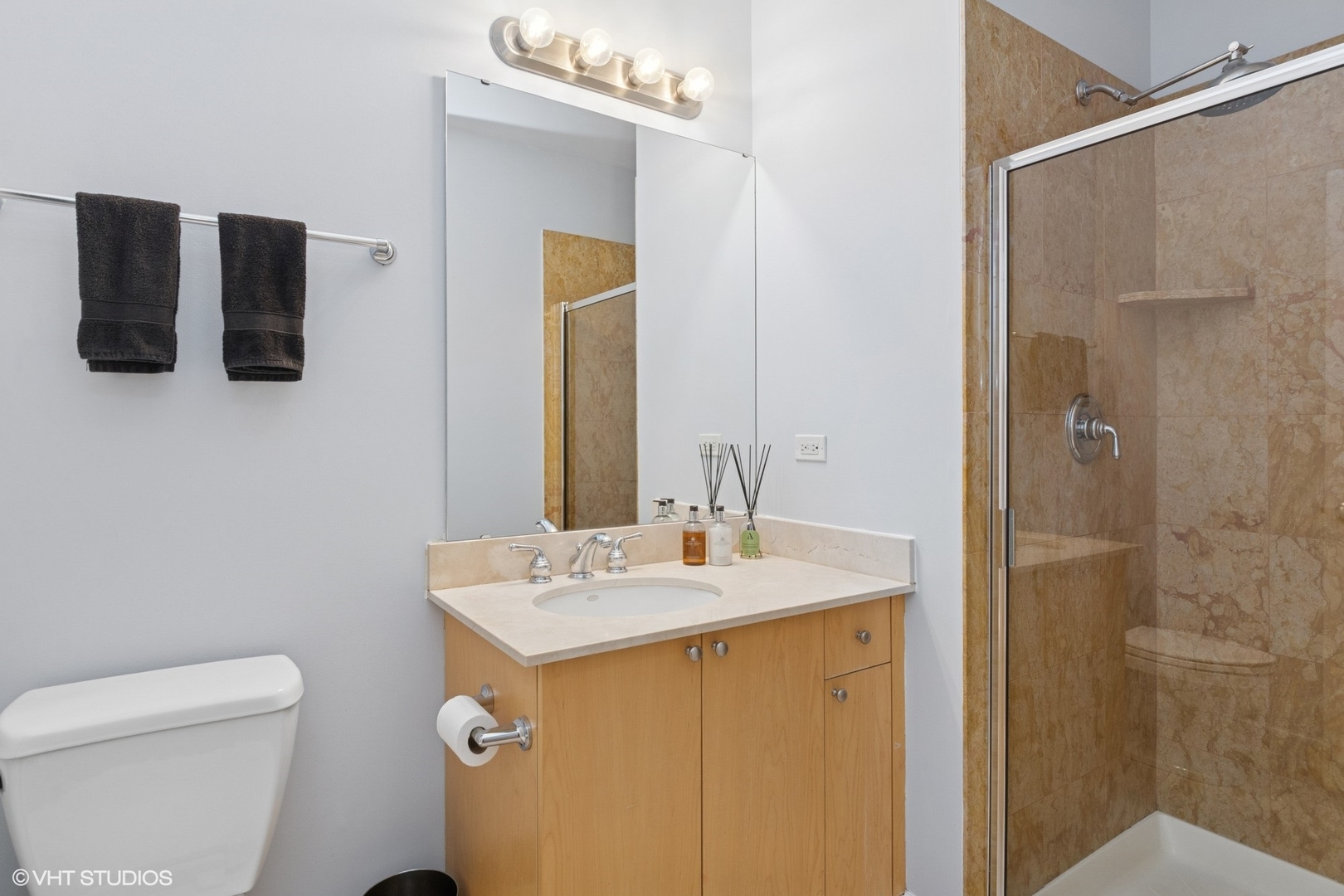 1931 N Campbell Avenue Unit: 2S
