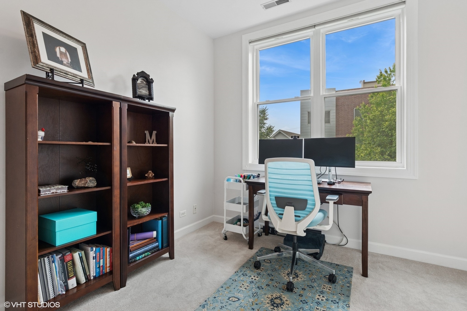 1931 N Campbell Avenue Unit: 2S