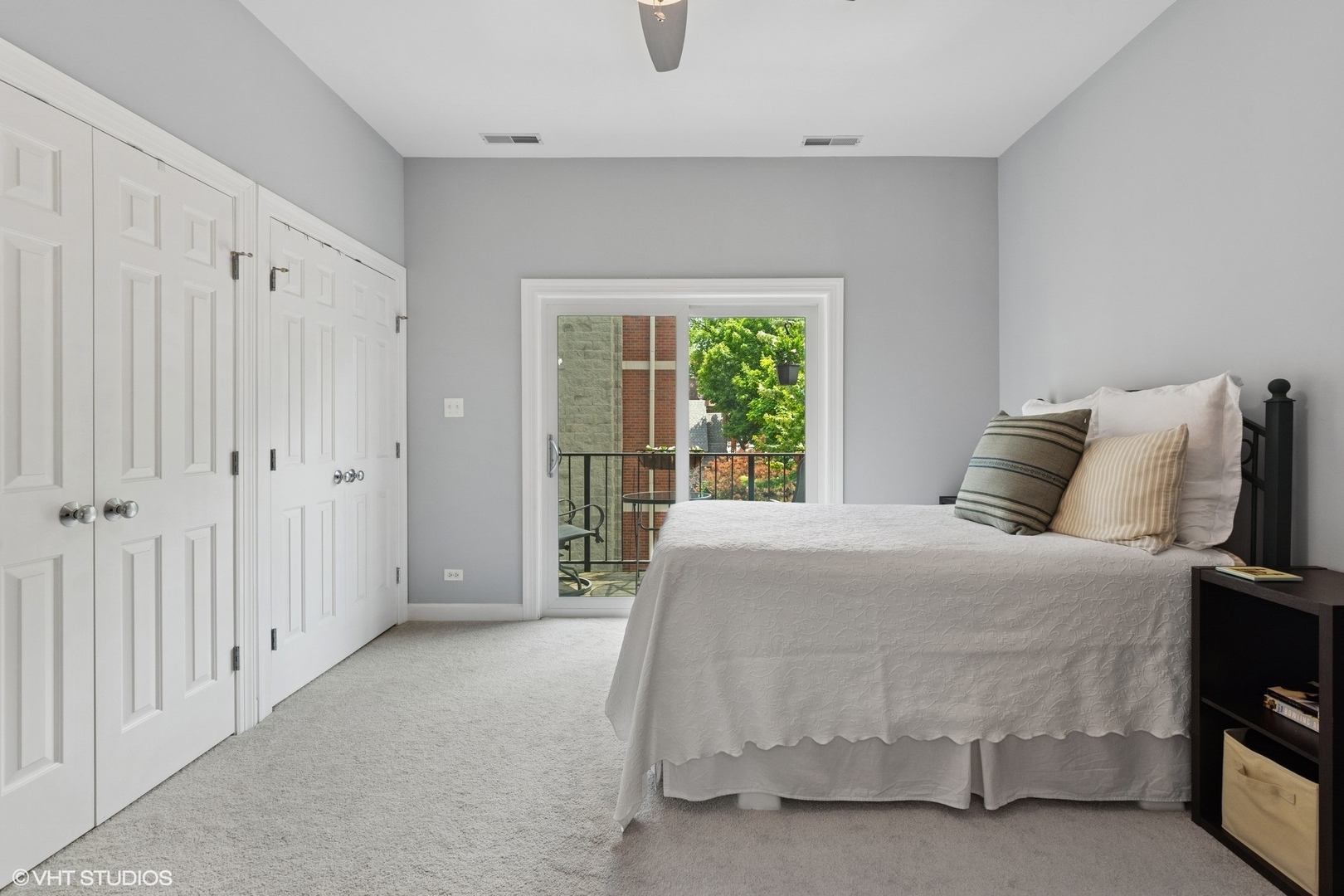 1931 N Campbell Avenue Unit: 2S
