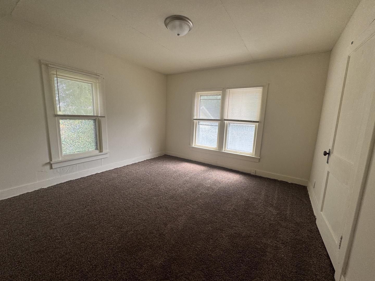 407 Holmes Street Unit: 2