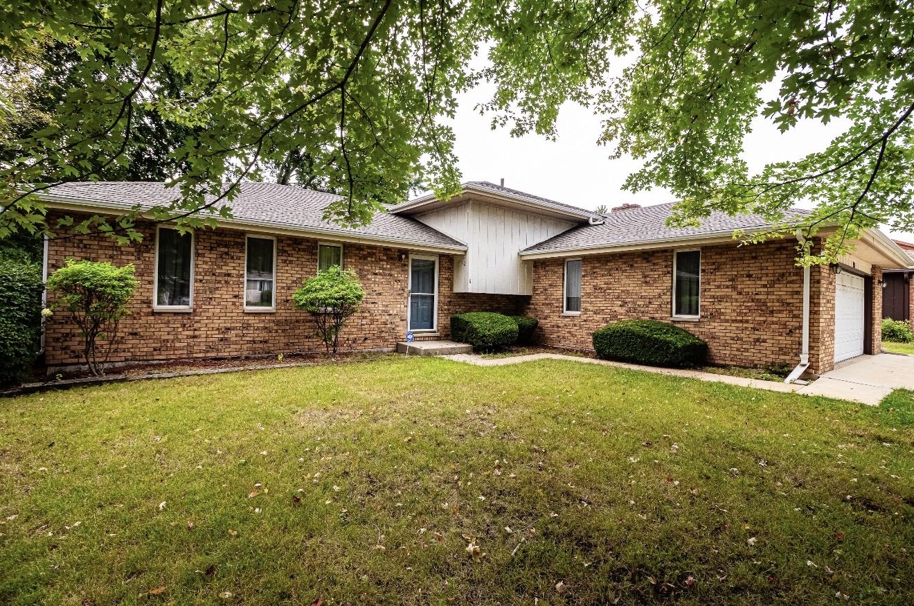 911 COLONADE Road