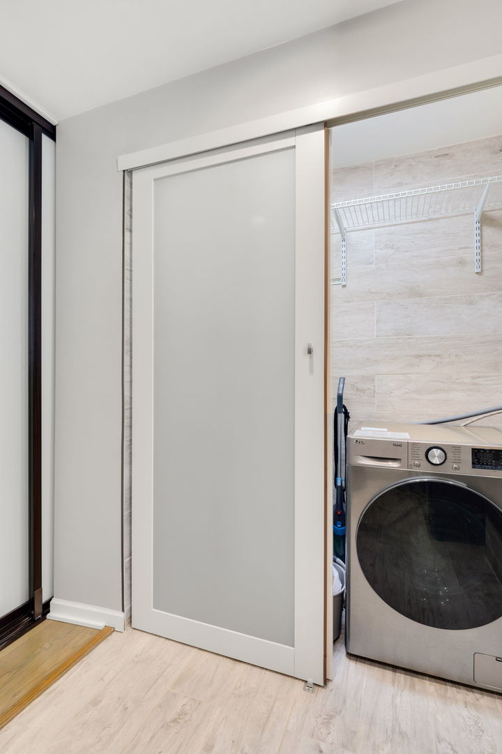 5415 N Sheridan Road Unit: 4010