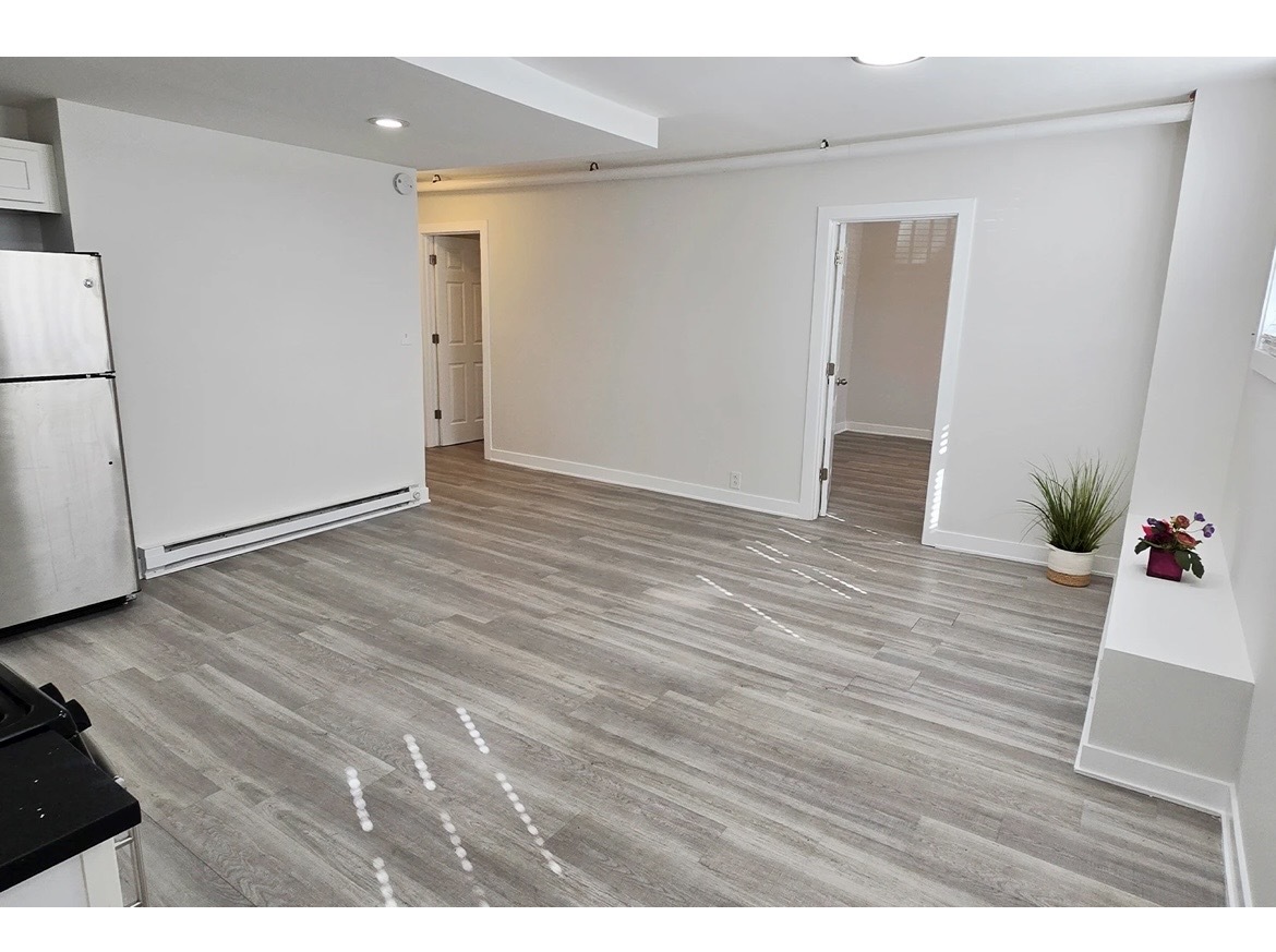 732 W Roscoe Street Unit: SGA