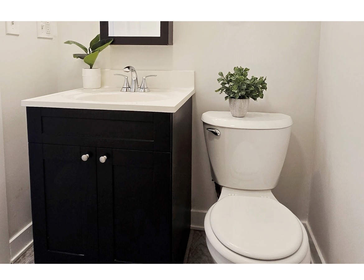732 W Roscoe Street Unit: SGA
