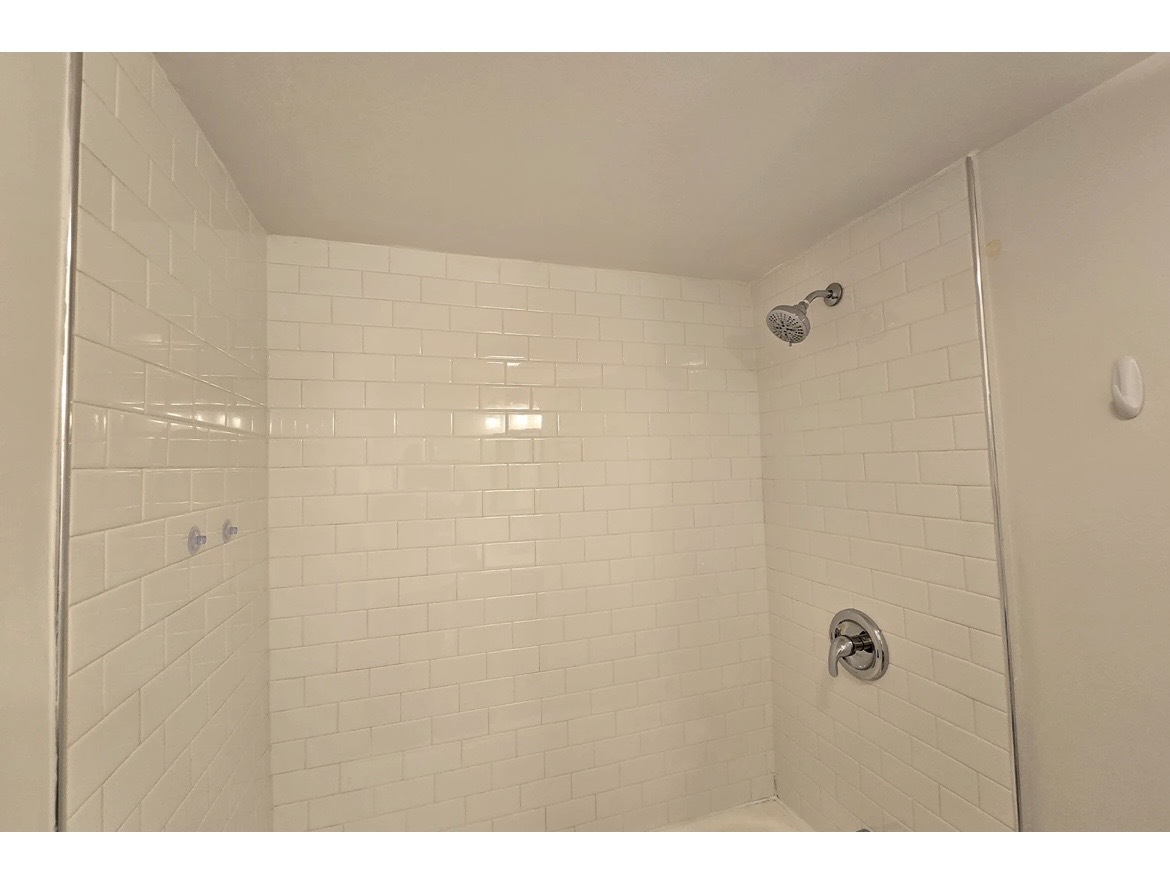 732 W Roscoe Street Unit: SGA