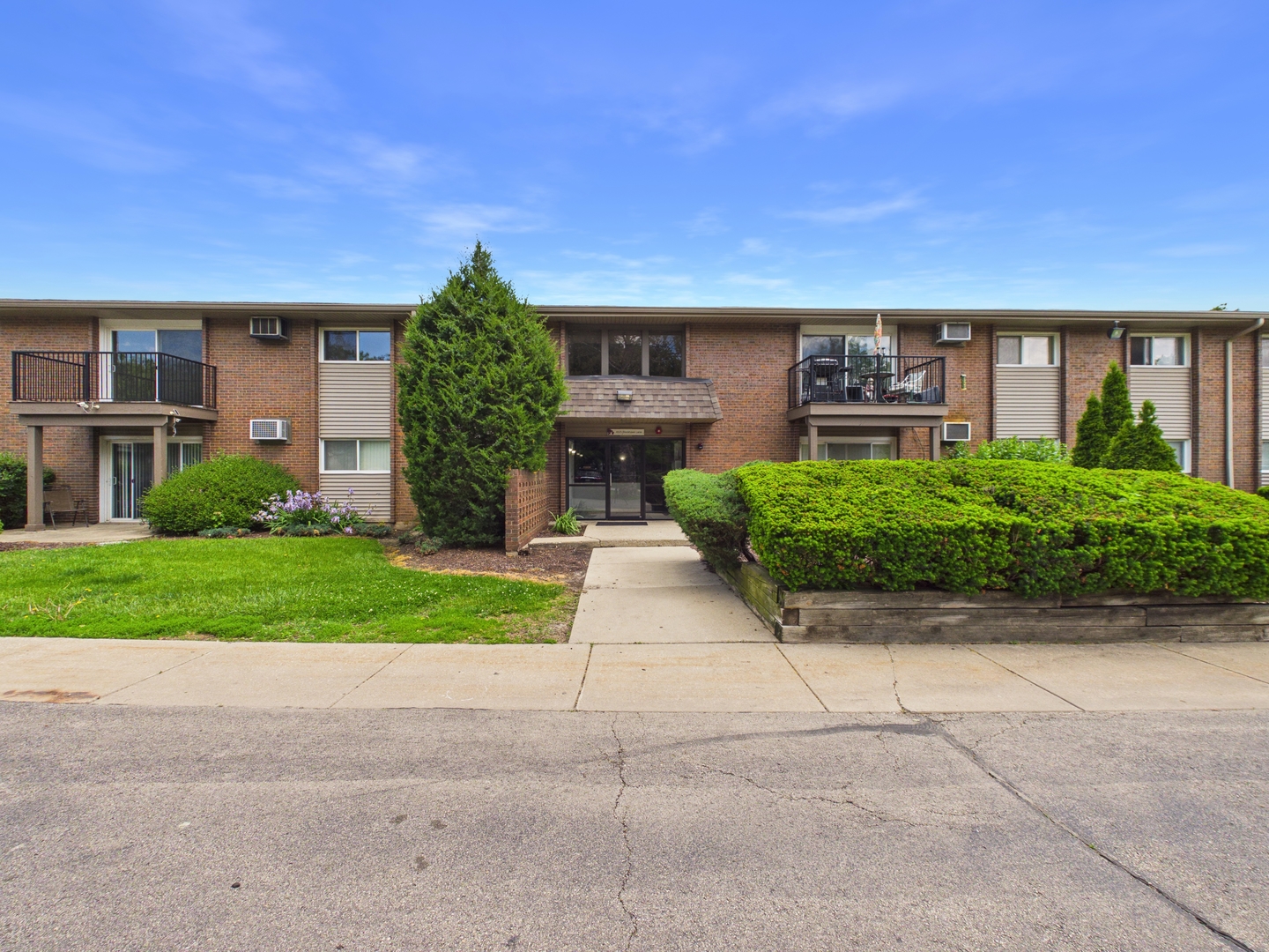 4525 Blackhawk Lane Unit: 202