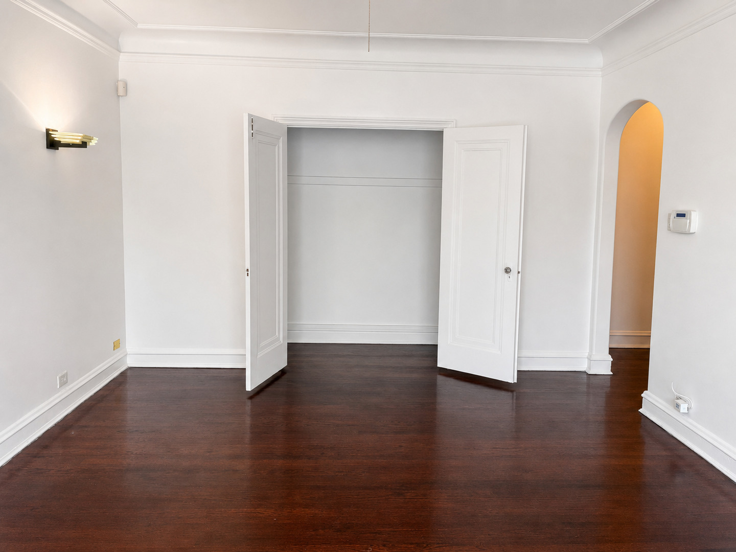 7348 N Ridge Boulevard Unit: 13B