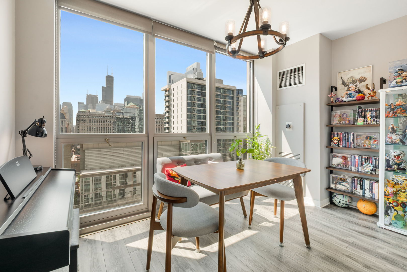 200 W Grand Avenue Unit: 1801