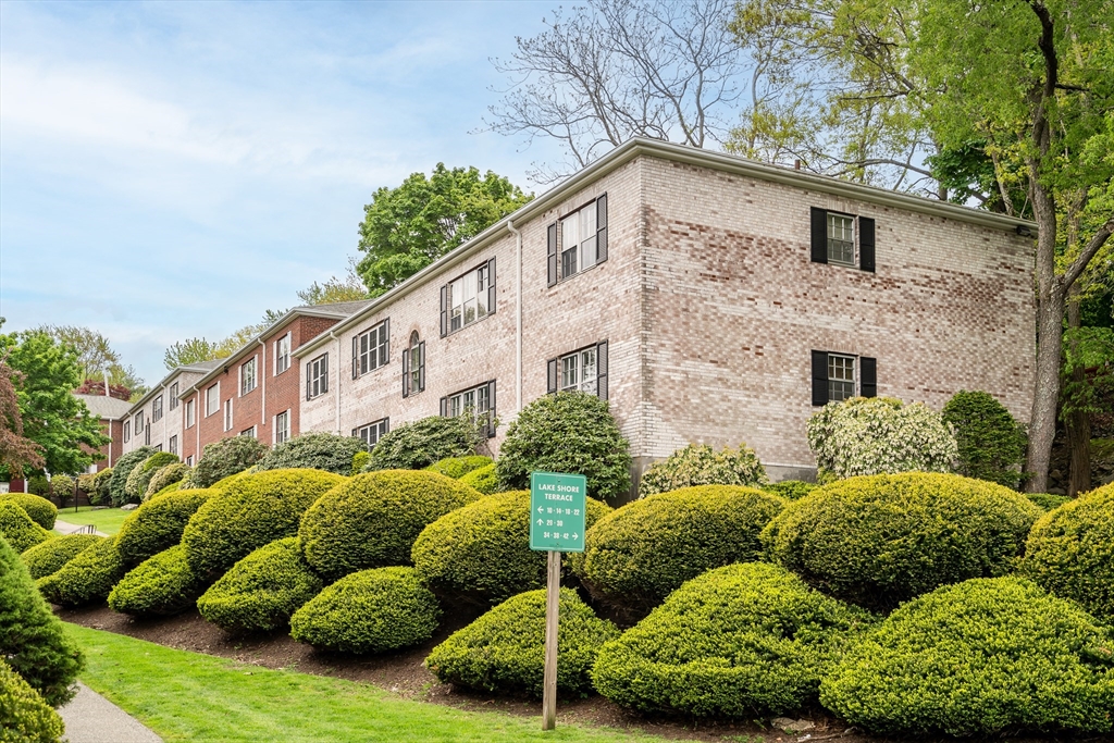 42 Lake Shore Ter # 4