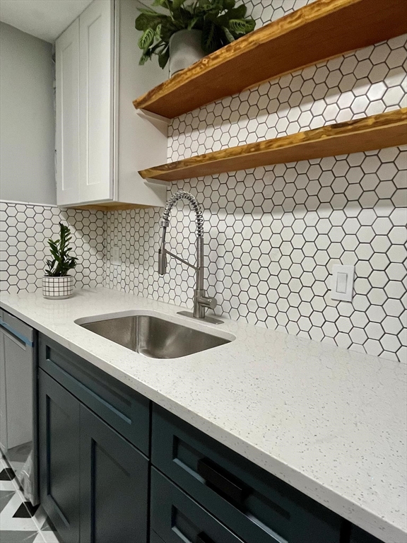 6 Village Rock Ln # 14