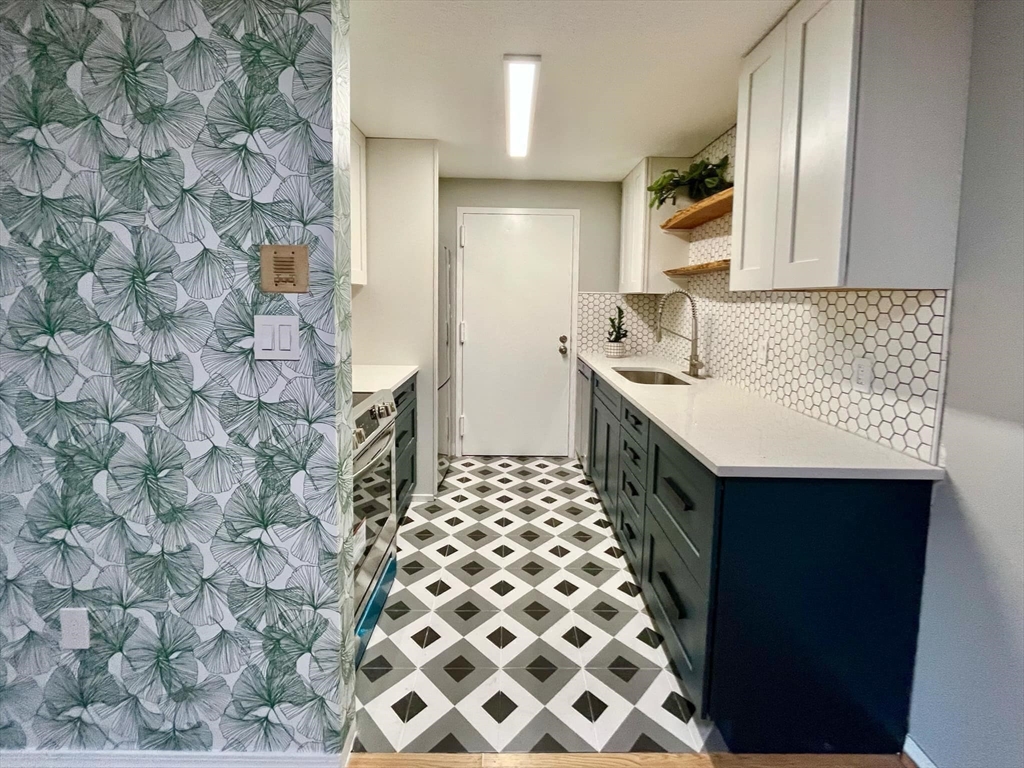 6 Village Rock Ln # 14