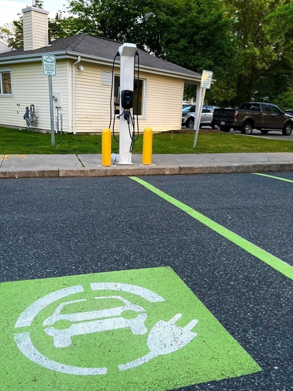 6 Village Rock Ln # 14