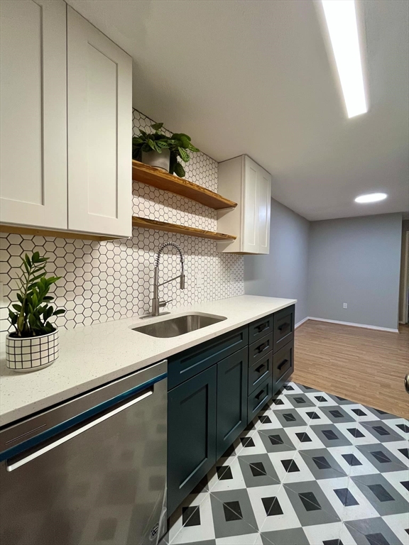 6 Village Rock Ln # 14