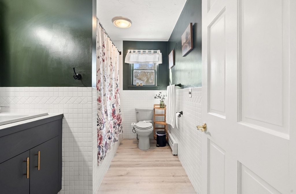 17 John F Kennedy Ave