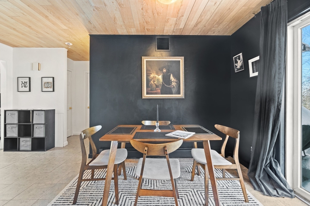 17 John F Kennedy Ave