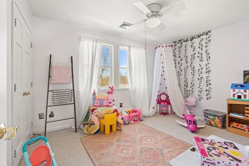 17 John F Kennedy Ave