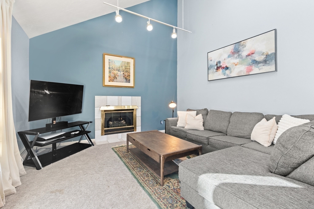 17 John F Kennedy Ave