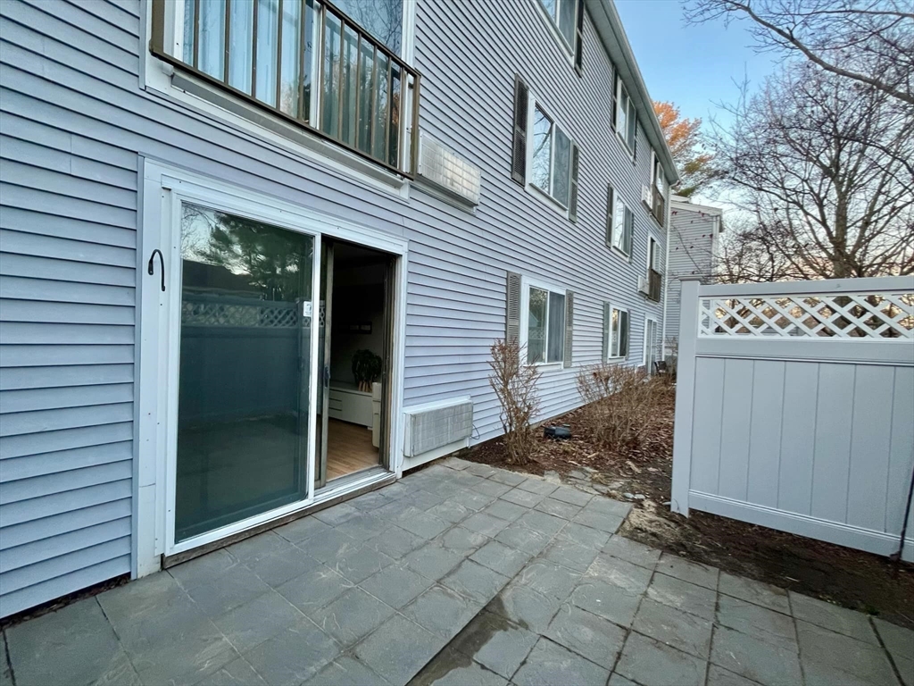 6 Village Rock Ln # 14