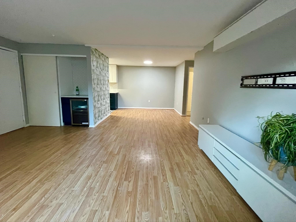 6 Village Rock Ln # 14