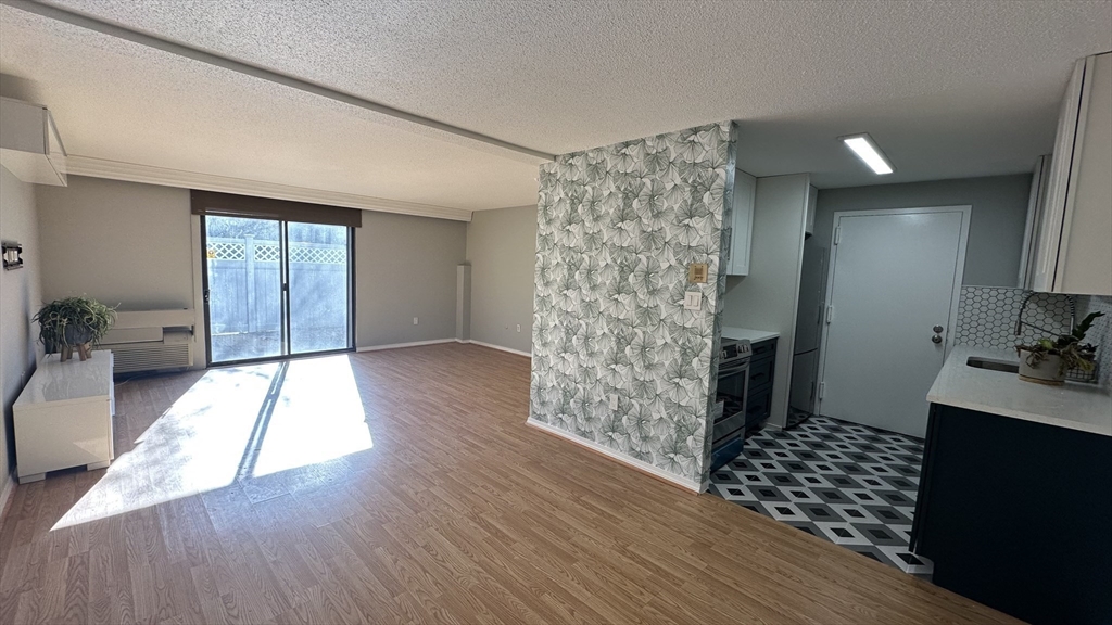 6 Village Rock Ln # 14