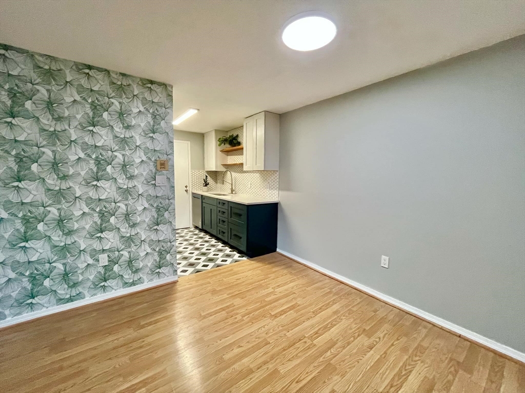 6 Village Rock Ln # 14