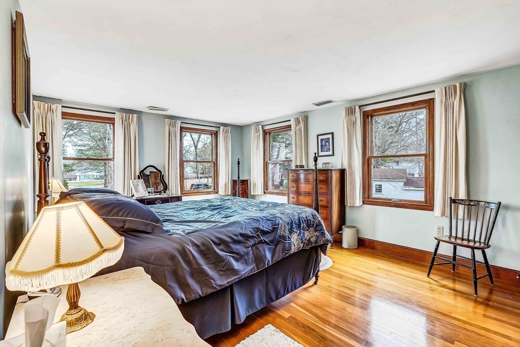 1641/1645 Main Street