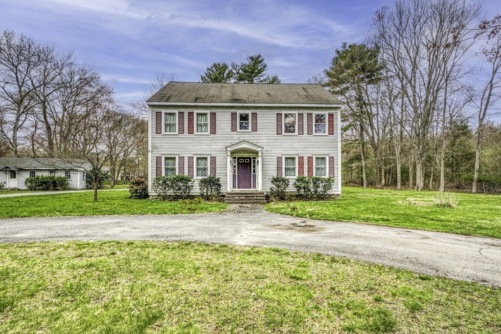 1641/1645 Main Street