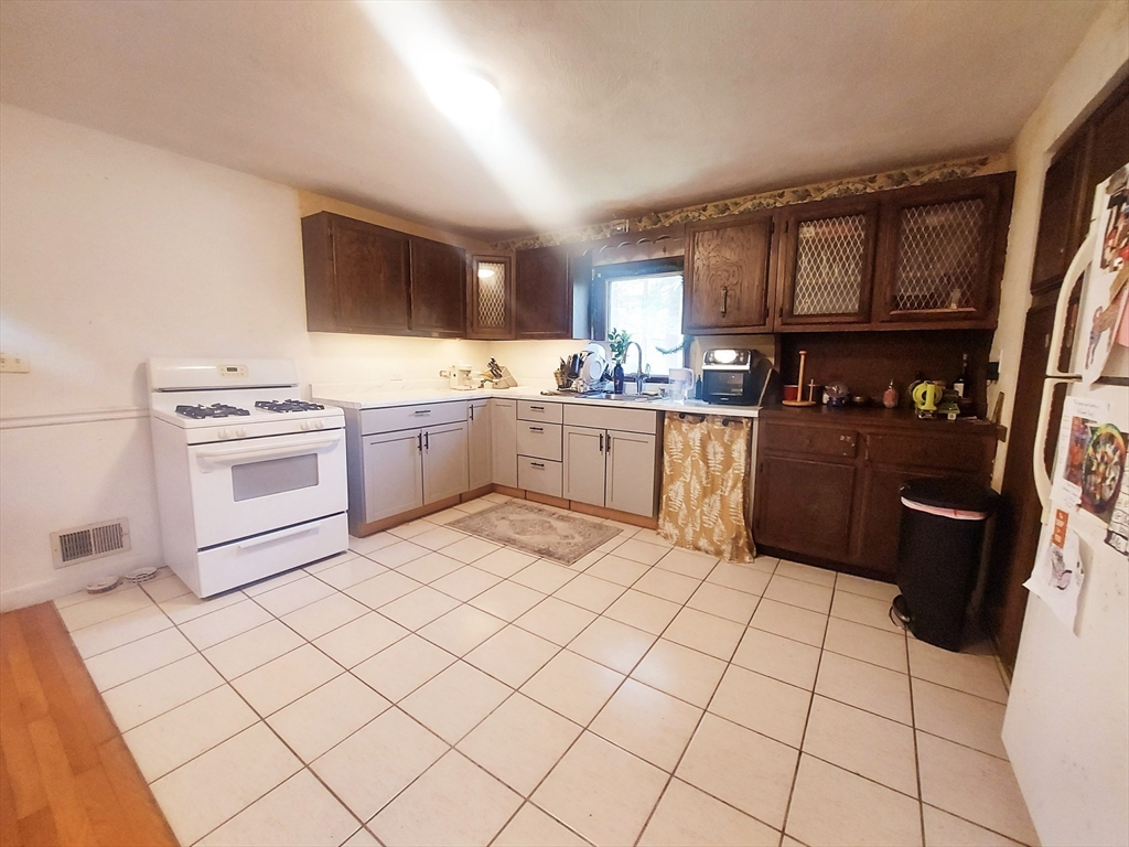 1641/1645 Main Street