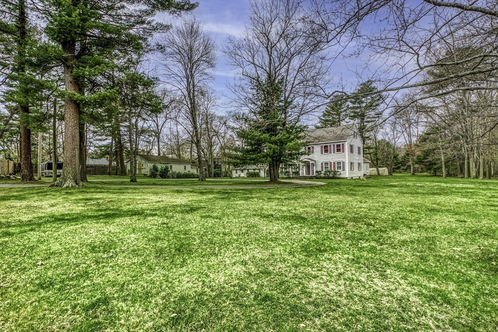 1641/1645 Main Street