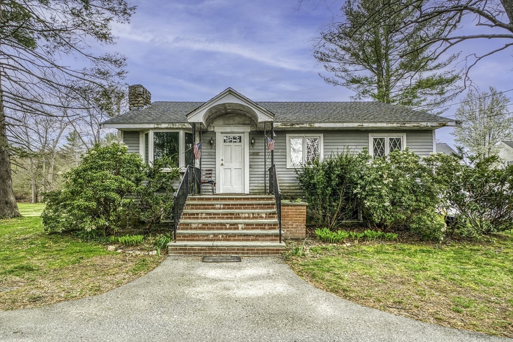 1641/1645 Main Street