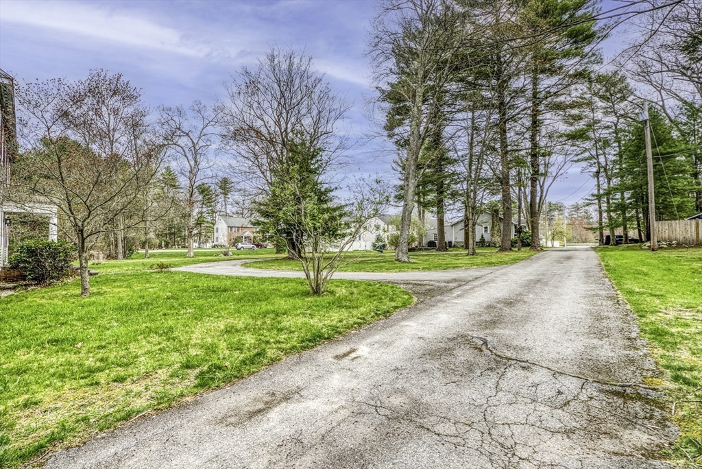 1641/1645 Main Street