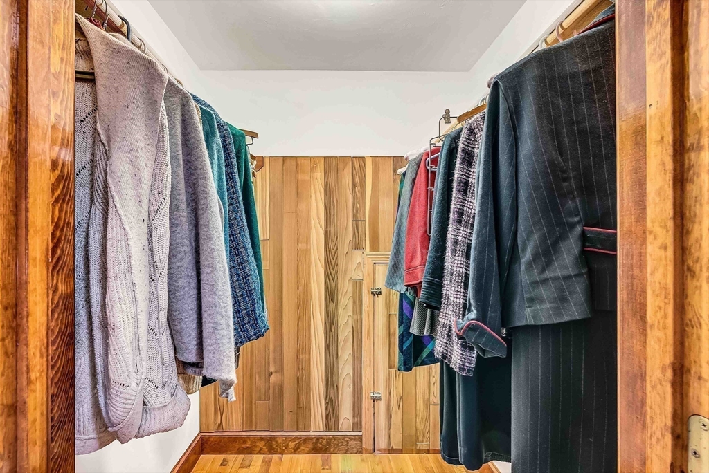 1641/1645 Main Street