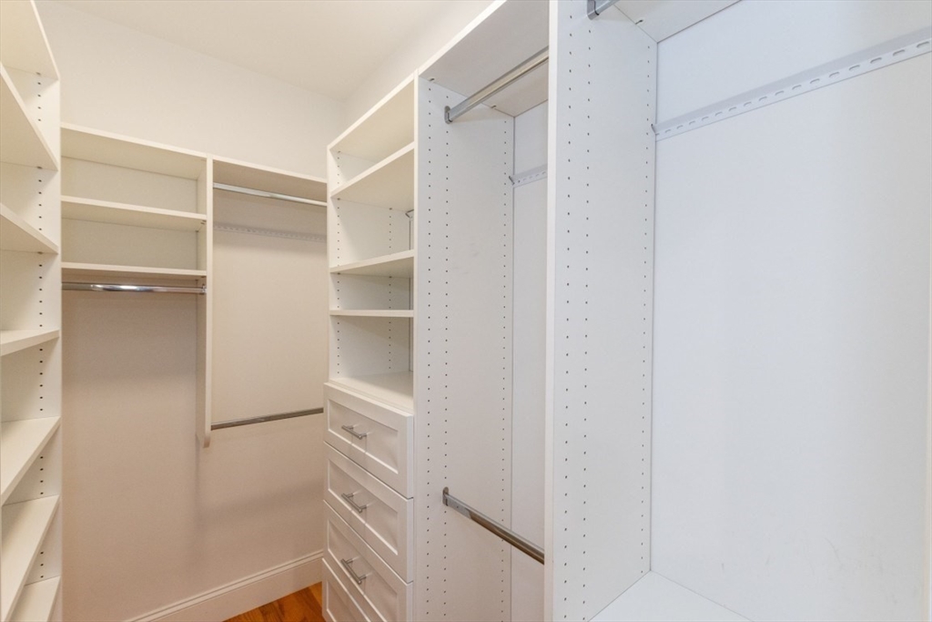 87 Sunnyside St # 87