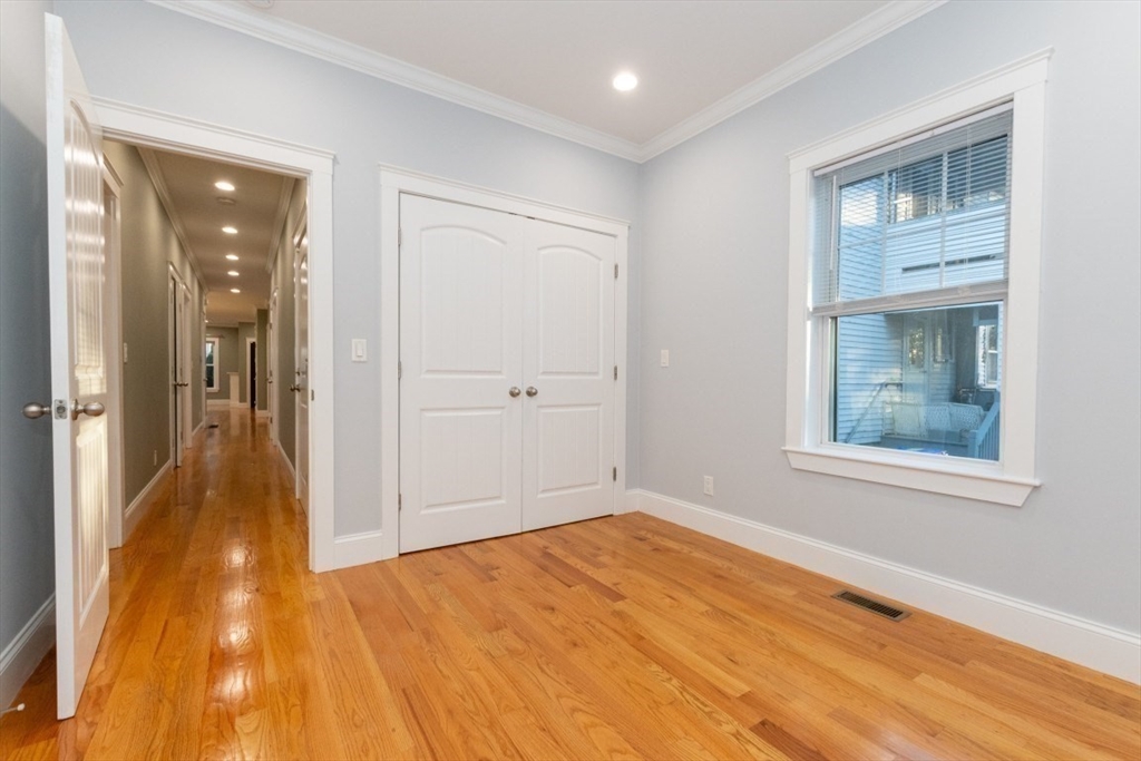 87 Sunnyside St # 87