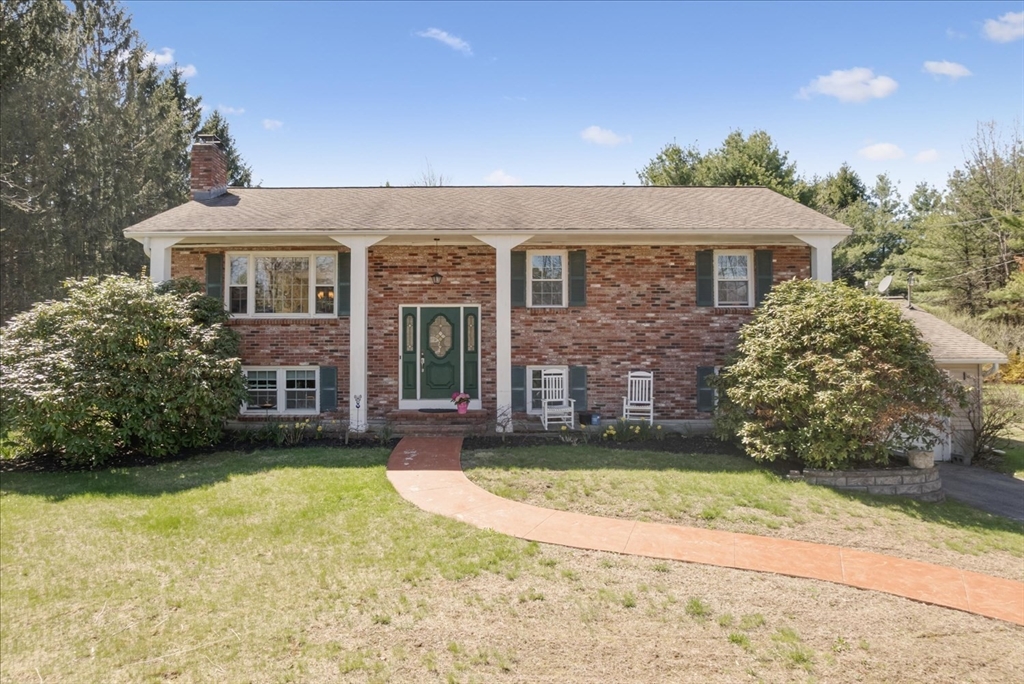 138 Benjamin Rd