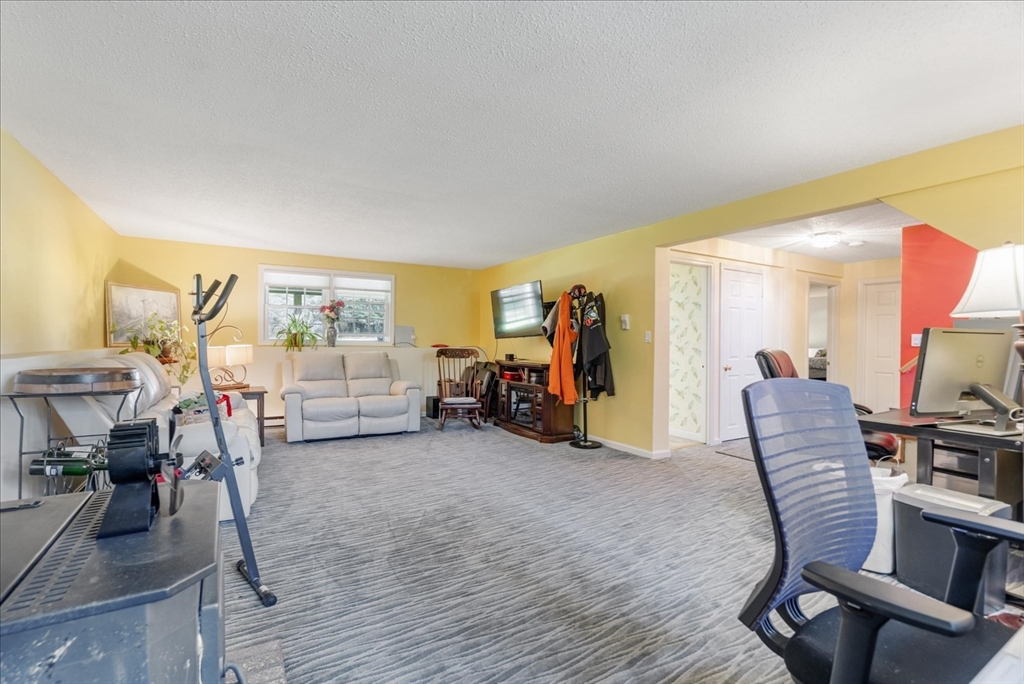 138 Benjamin Rd