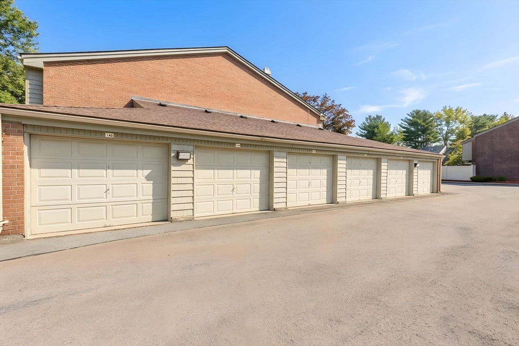 124 Greenbrook Ll # 124